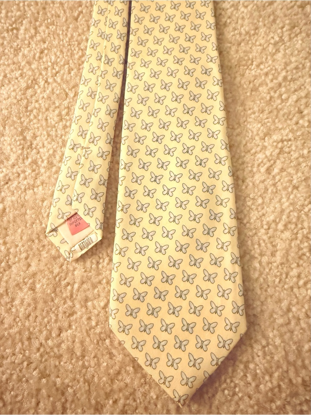 Vineyard Vines Men's Light Yellow Butterfly Pattern Tie, 100% Silk